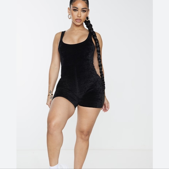 PRETTYLITTLETHING Shape Black Velour Diamante Unitard New with Tags Size 14 - Picture 2 of 7